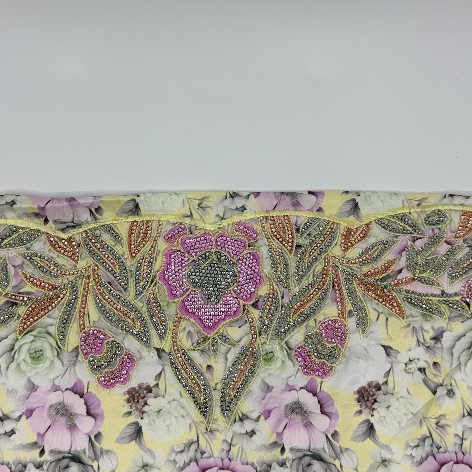 مخور حرير مع شيلة غين 2