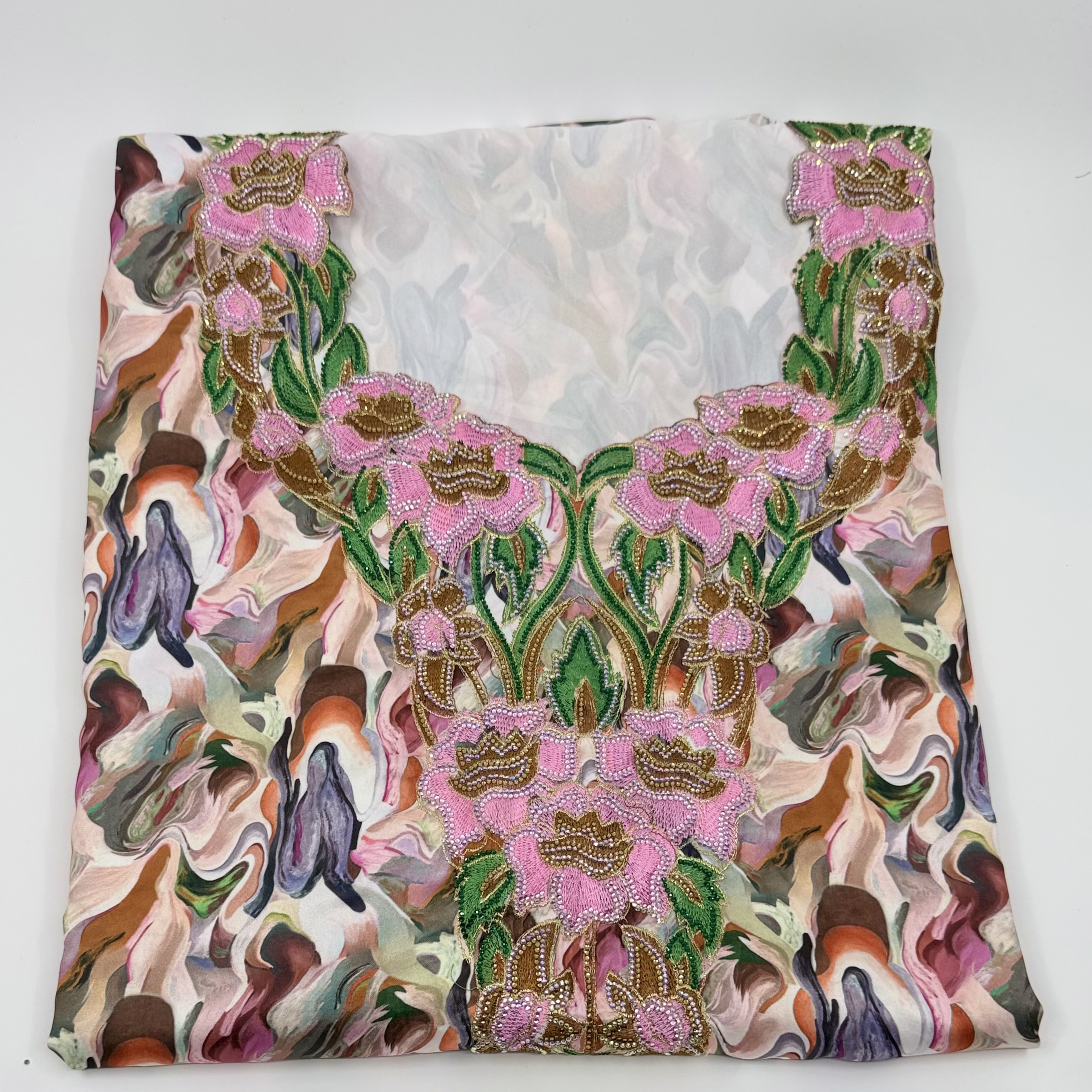 مخور حرير مع شيلة غين 4